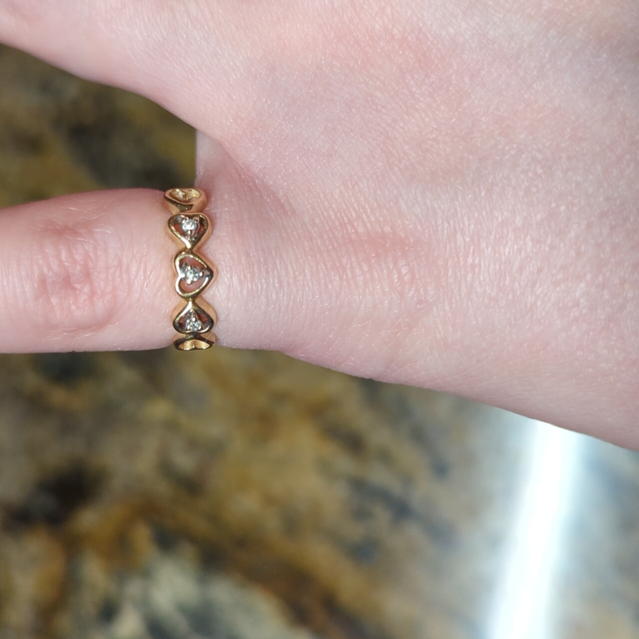 10 Kt Gold  Diamond Heart Ring 4